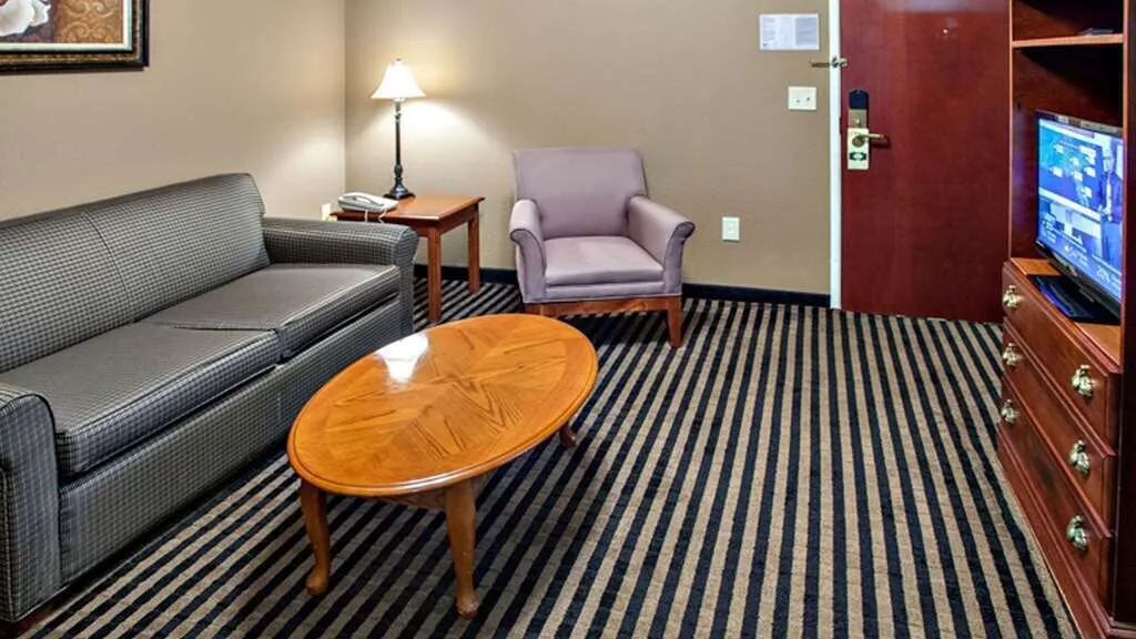 Mountain Inn & Suites hotel detail image 6