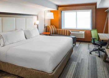Holiday Inn Express & Suites S Lake Buena Vista by IHG hotel thumbnail 2