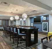 Hampton Inn Emerson LakePoint hotel detail image 3