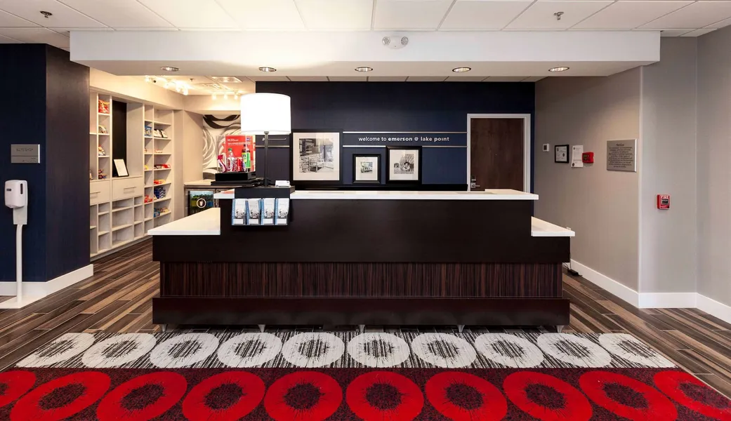 Hampton Inn Emerson LakePoint hotel detail image 6