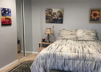 Sunshine LA BnB hotel thumbnail 4