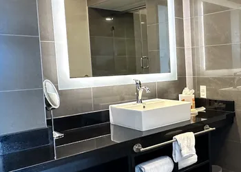 Scarlet Pearl Casino Resort hotel thumbnail 4