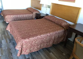 Rosener's Inn and banquet center hotel thumbnail 2