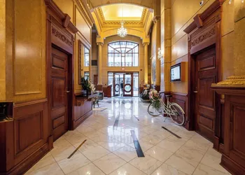 Executive Hotel Le Soleil hotel thumbnail 3