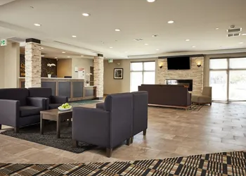 Quality Inn & Suites hotel thumbnail 4