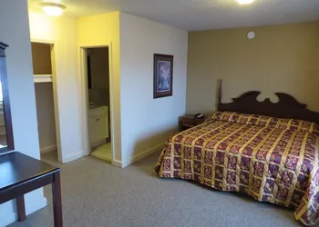 Budgetel Inn & Suites hotel thumbnail 7