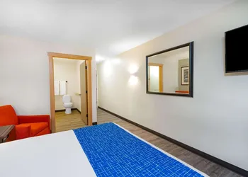 Travelodge by Wyndham Lovell/Bighorns hotel thumbnail 5
