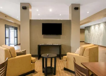 Sleep Inn & Suites Fort Dodge hotel thumbnail 2