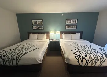 Sleep Inn & Suites Fort Dodge hotel thumbnail 8