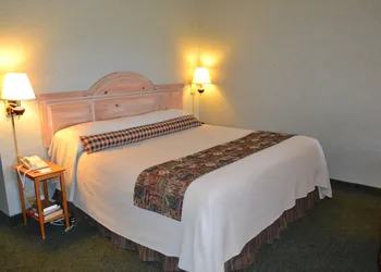 Crooked River Lodge hotel thumbnail 4