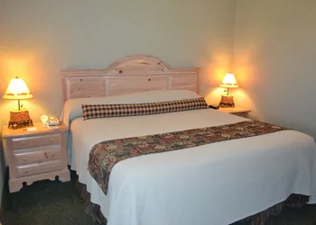 Crooked River Lodge hotel thumbnail 5