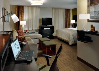 Staybridge Suites Eau Claire - Altoona by IHG hotel thumbnail 3