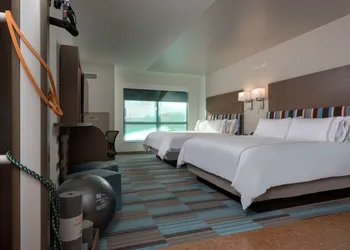 EVEN Hotel Omaha Downtown - Old Market by IHG hotel thumbnail 5