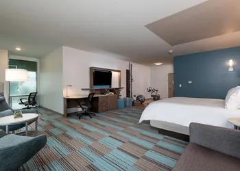 EVEN Hotel Omaha Downtown - Old Market by IHG hotel thumbnail 7
