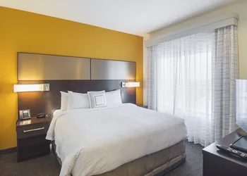 Residence Inn by Marriott Denton hotel thumbnail 4