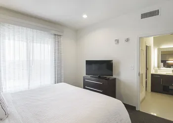 Residence Inn by Marriott Denton hotel thumbnail 5