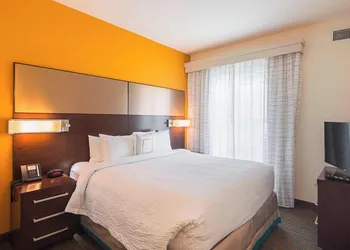 Residence Inn by Marriott Denton hotel thumbnail 7