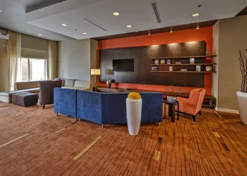 Courtyard Westbury Long Island hotel thumbnail 4