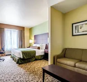 Cobblestone Hotel & Suites - McCook hotel detail image 4