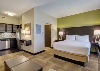 Staybridge Suites St Louis - Westport by IHG hotel thumbnail 7