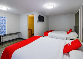 OYO Hotel Sulphur LA Hwy 90 West hotel thumbnail 5