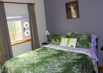 A Hyde Away Inn B&B hotel thumbnail 2