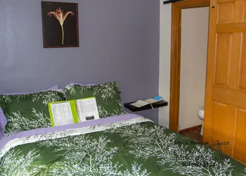 A Hyde Away Inn B&B hotel thumbnail 3