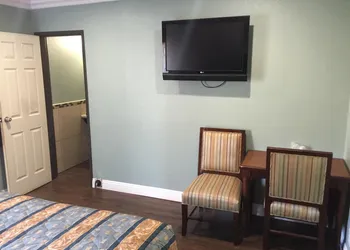 Park Motel hotel thumbnail 8