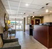 Quality Inn Pleasant View hotel detail image 4