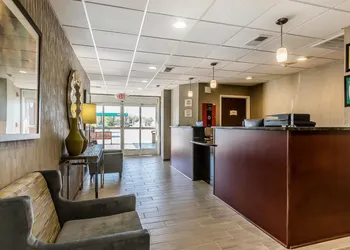 Quality Inn Pleasant View hotel thumbnail 4