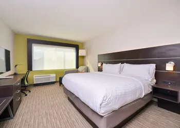 Holiday Inn Express Donaldsonville by IHG hotel thumbnail 6