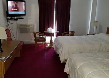 Woonsocket Motor Inn hotel thumbnail 2
