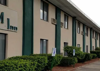 Woonsocket Motor Inn hotel thumbnail 5