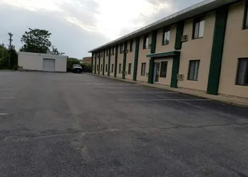 Woonsocket Motor Inn hotel thumbnail 7