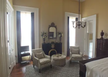 The Pepin Mansion Historic B&B hotel thumbnail 6