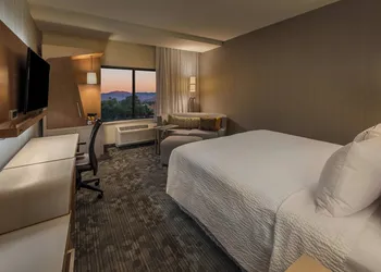 Courtyard Reno Downtown/Riverfront hotel thumbnail 7