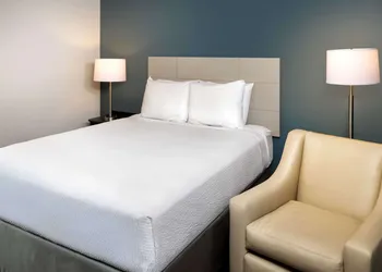 WoodSpring Suites Houston IAH Airport hotel thumbnail 8