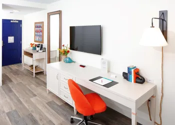 Hotel Indigo Orange Beach - Gulf Shores by IHG hotel thumbnail 5