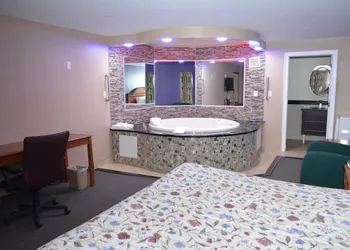 Travel Inn hotel thumbnail 4