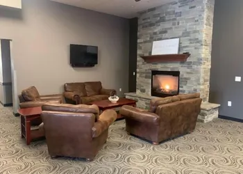 Cardinal Inn & Event Center hotel thumbnail 2