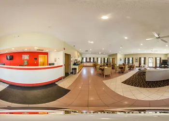 Econo Lodge Inn & Suites Hardeeville I-95 hotel thumbnail 3