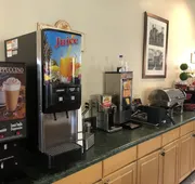 Econo Lodge Inn & Suites Hardeeville I-95 hotel detail image 4