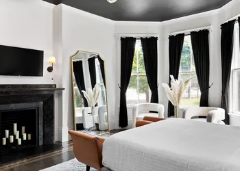 The Coach House hotel thumbnail 8