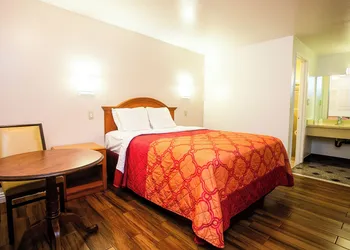 Tropic Lodge hotel thumbnail 4