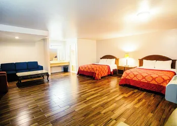 Tropic Lodge hotel thumbnail 7
