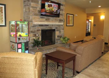 Cobblestone Hotel & Suites – Devils Lake hotel thumbnail 8