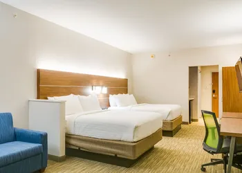 Holiday Inn Express & Suites Russellville by IHG hotel thumbnail 8