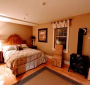 The Burleigh Falls Inn & Suites hotel detail image 5