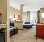 Heartland Inn and Suites hotel detail image 7