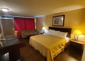 Marion Gray Plaza Motel hotel thumbnail 6